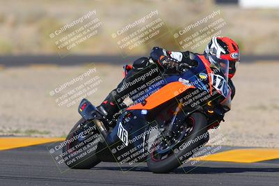 media/Oct-08-2022-SoCal Trackdays (Sat) [[1fc3beec89]]/Turn 4 (930am)/